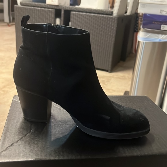 Old Navy Booties - Picture 6 of 6